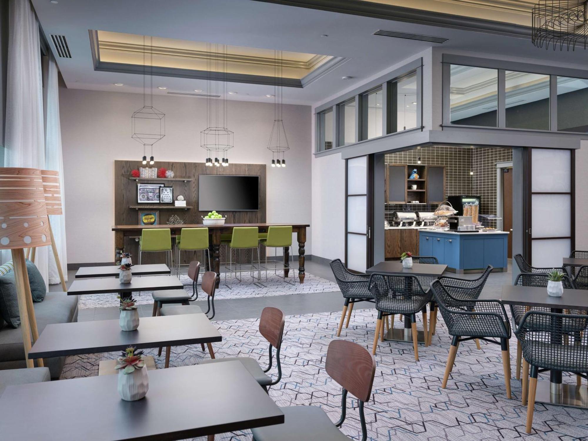 Hampton Inn & Suites Atlanta Decatur/Emory Kültér fotó